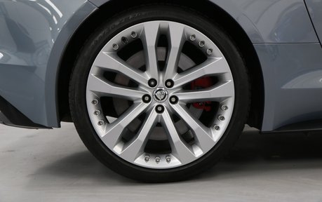 Jaguar F-Type V8 S - Stunning Example with a Great History 10