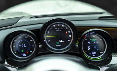 Porsche 918 Spyder 16