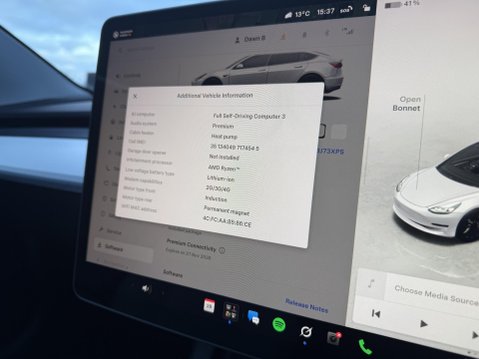 Tesla Model 3 (Dual Motor) Performance Saloon 4dr Electric Auto 4WDE (Performance Upgrade 39