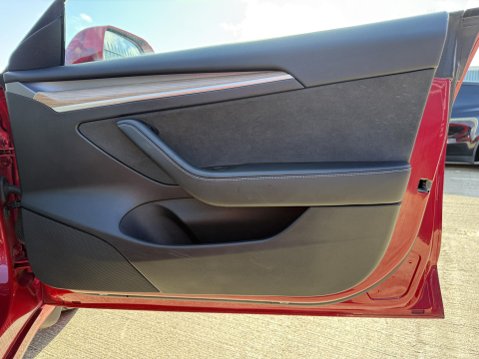 Tesla Model 3 Saloon 4dr Electric Auto RWD (241 bhp) 32