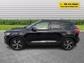Volvo XC40 2.0 B4 MHEV R-Design Auto AWD Euro 6 (s/s) 5dr 3