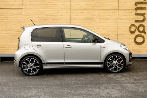 Volkswagen Up GTI 13