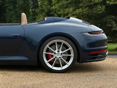Porsche 911 CARRERA 4S PDK 11