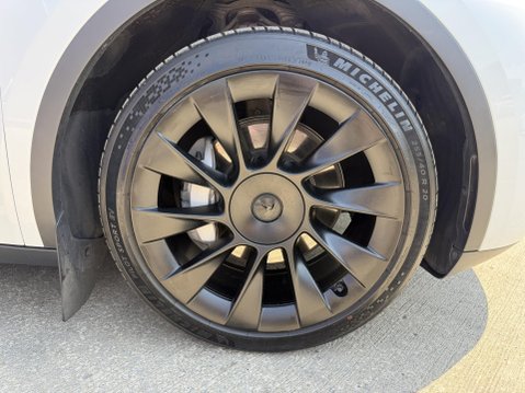 Tesla Model Y (Dual Motor) Long Range SUV 5dr Electric Auto 4WDE (384 bhp) 14