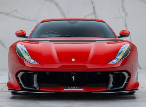 Ferrari 812 Competizione 7