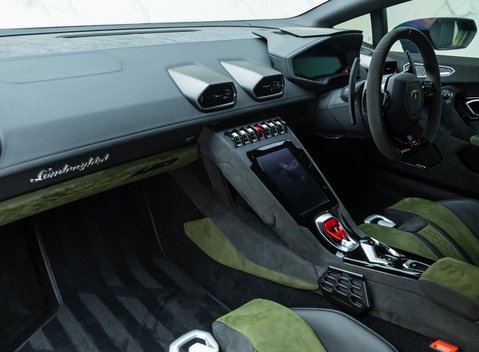 Lamborghini Huracan Sterrato 15