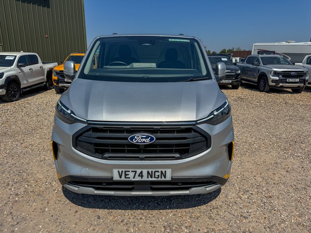 Ford Transit Custom AUTO LWB [SOLD MM] L2H1 Low Roof AWD Trail 320 Alloys Cam Carplay Nav EURO 3