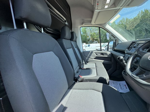 Volkswagen Crafter MWB L2H2 High Roof Startline 350 Air Con Sensors EURO 6 14