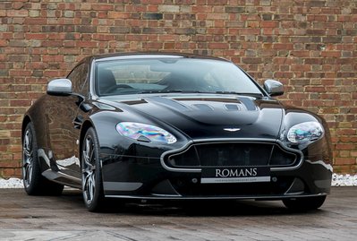 Aston Martin V12 Vantage S