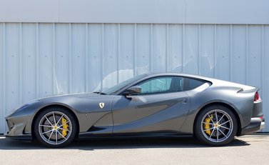 Ferrari 812 Superfast 2
