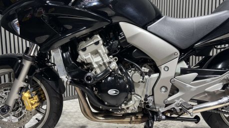 Honda CB 2010 ONLY 30K FUEL EXHAUSTS FULL LUGGAGE 1000CC TOURER 26