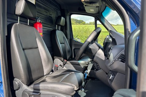 Mercedes-Benz Sprinter 316 Cdi Mwb Lr 4x4 Panel Van - Diff Lock / Low Range / Rear Camera 4