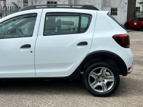 Dacia Sandero Stepway LAUREATE DCI 19