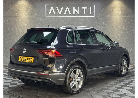Volkswagen Tiguan 2.0 TDI SEL SUV 5dr Diesel DSG 4Motion Euro 6 (s/s) (150 ps) 8
