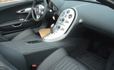 Bugatti Veyron 16.4 Grand Sport 9