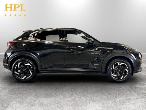 Nissan Juke 1.6 N-Connecta SUV 5dr Petrol Hybrid Auto Euro 6 (143 ps) 8