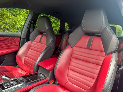 MG HS 1.5 T-GDI Trophy SUV 5dr Petrol DCT Euro 6 (s/s) (162 ps) 8
