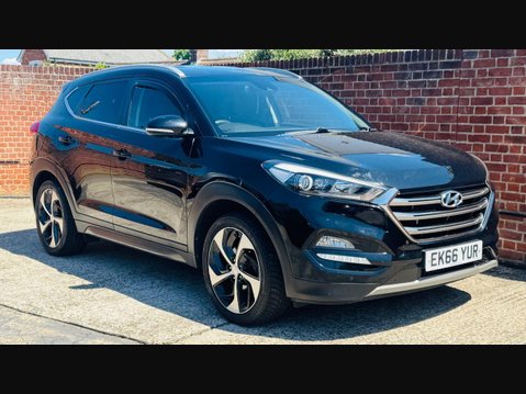 Hyundai TUCSON 1.7 CRDi Blue Drive Premium SUV 5dr Diesel DCT Euro 6 (s/s) (141 ps) 5