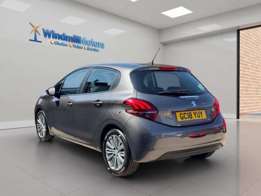 2018 Peugeot 208 — image 6