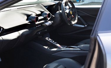 Ferrari 812 Superfast 14