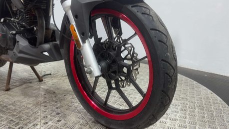 Lexmoto ZSX 2016 8K RUNNING SPORTS BIKE PROJECT BIKE SPARES OR REPAIR 125CC 8