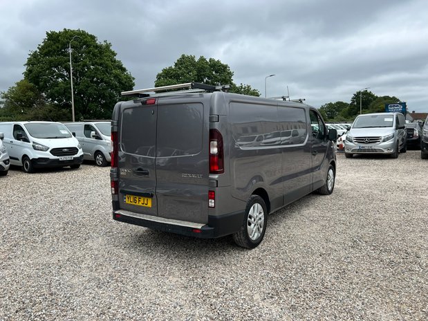 Renault Trafic LWB L2H1 Low Roof Sport 296 Air Con Nav Sensors EU 6