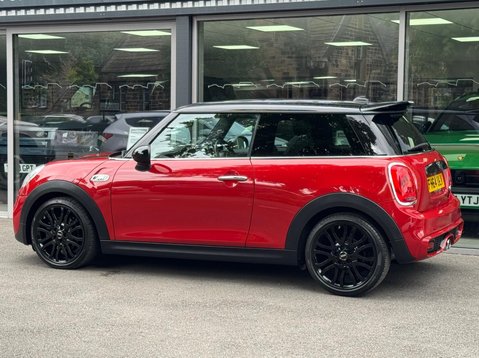 Mini Hatch COOPER S 10