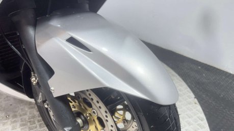 Triumph Sprint 2006 36K FULL LUGGAGE NEW MOT WARRANTY VERY CLEAN TOURER 12