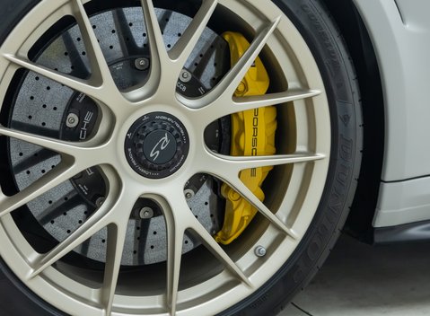 Porsche 911 GT2 RS (991) 35