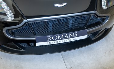 Aston Martin V12 Vantage S Roadster 35