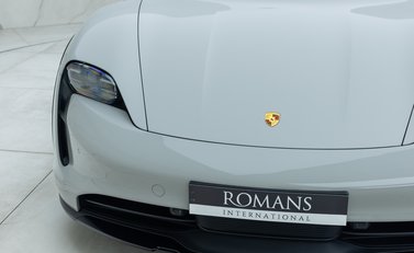 Porsche Taycan 4S Cross Turismo 28