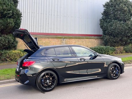 BMW 1 Series 1.5 118i M Sport (LCP) Hatchback 5dr Petrol DCT Euro 6 (s/s) (136 ps) 37
