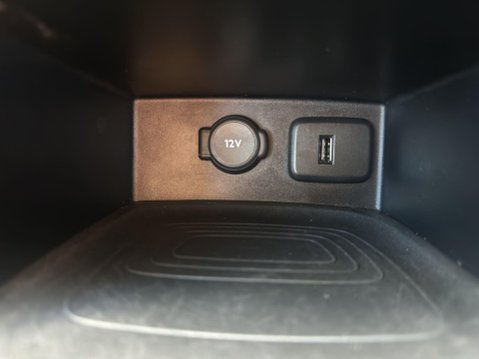 Vauxhall Grandland X 1.2 Turbo SE Premium Euro 6 (s/s) 5dr 32