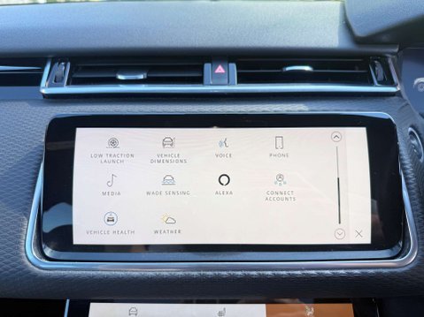 Land Rover Range Rover Velar 2.0 Range Rover Velar R-Dynamic SE D MHEV Auto 4WD 5dr 37