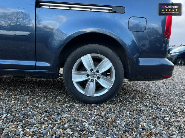Volkswagen Caddy Maxi AUTO LWB L2H1 Highline Bmt Air Con Alloys Air Con Sensors EURO 6 NO VAT 23