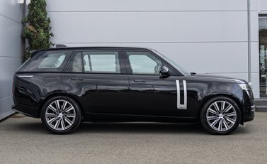 Land Rover Range Rover D350 AUTOBIOGRAPHY LWB 3