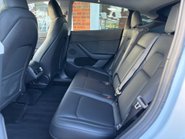 Tesla Model Y BASE 12