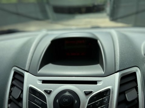 Ford Fiesta 1.2 Fiesta Zetec 3dr 64