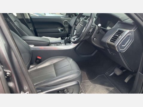 Land Rover Range Rover Sport 2.0 SD4 HSE SUV 5dr Diesel Auto 4WD Euro 6 (s/s) (240 ps) 5
