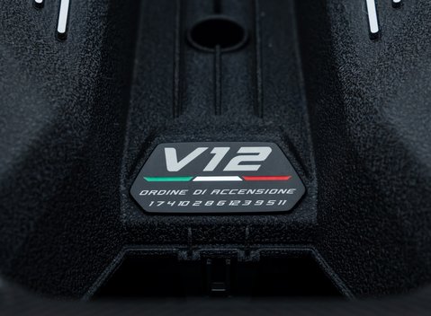 Lamborghini Revuelto 49