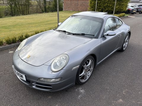 Porsche 911 CARRERA 2 8
