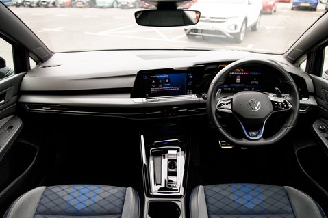 Volkswagen Golf R TSI 4MOTION DSG 3