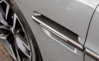 Aston Martin Vanquish Volante 29