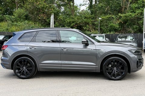 Volkswagen Touareg V6 BLACK EDITION TSI - DEMO +1 OWNER - FULL VW SERVICE HISTORY 11