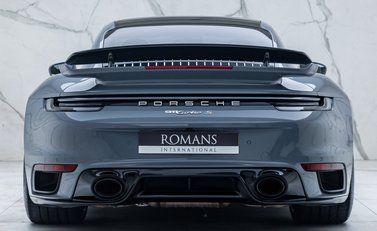 Porsche 911 Turbo S (992) 5