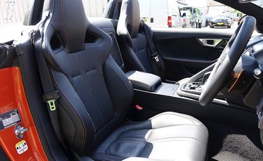 Jaguar F-Type S V8 Convertible 11