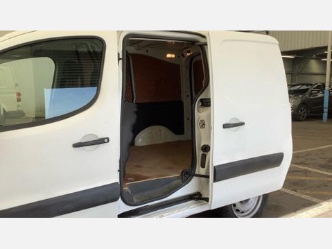 Peugeot Partner 1.6 BlueHDi 854 SE L1 5dr 9
