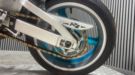 Yamaha R1 YZF 1998 4XV CUSTOM STREETFIGHTER RUNNING PROJECT BIKE 26