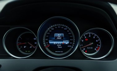 Mercedes-Benz C63 AMG Black Series 19