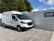 Renault Trafic LH30 Advance 150ps dCi Panel Van 1